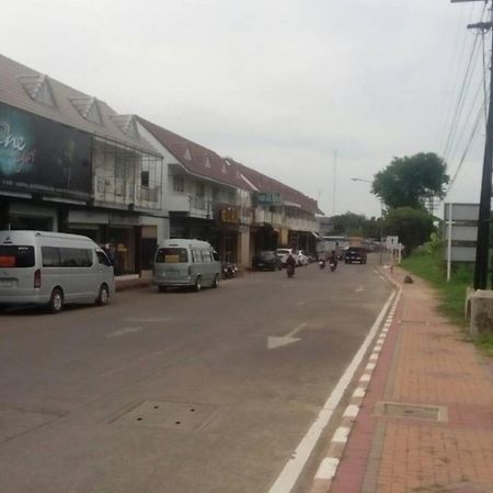 Nap Corner Hostel Phitsanulok Exterior foto